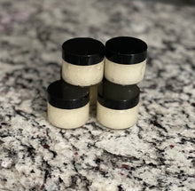 Load image into Gallery viewer, Lip Exfoliator